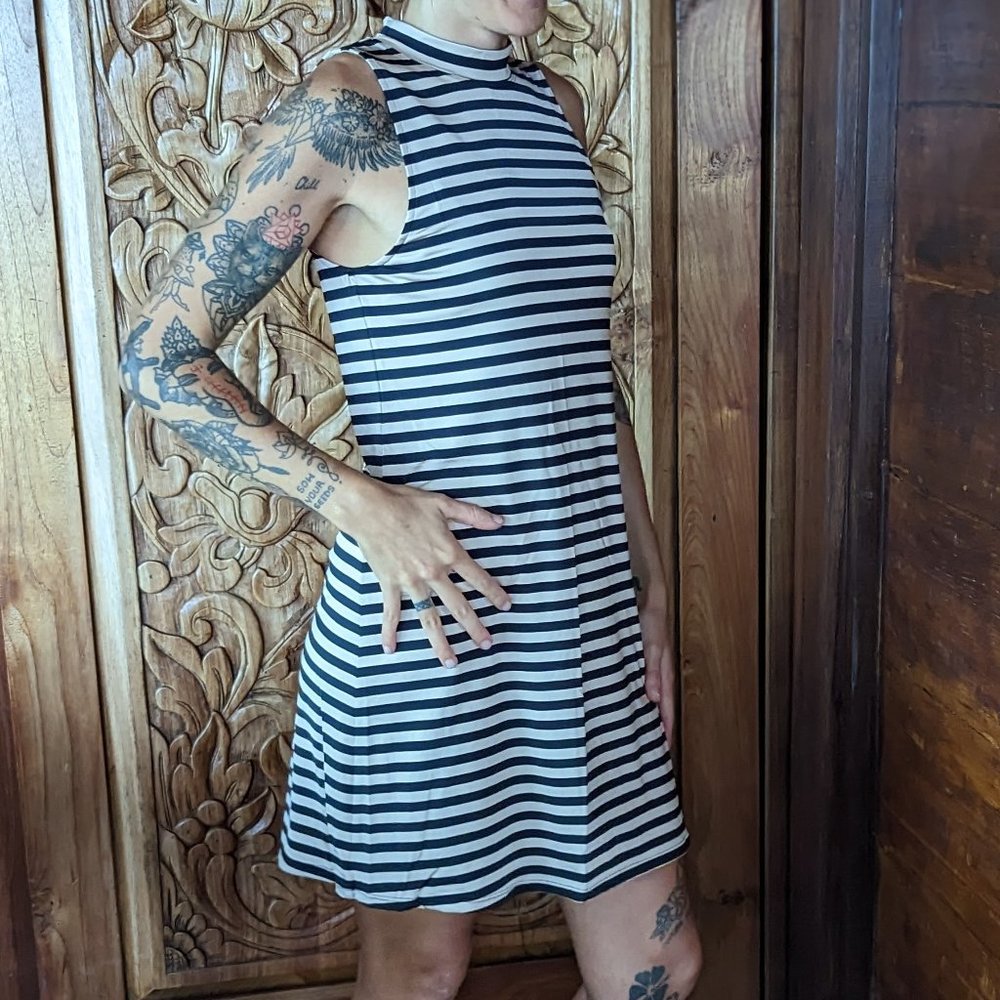 Sleeveless dress - AVEC LES FILLES